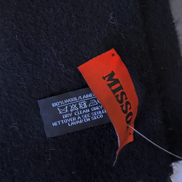 NWT MISSONI MEN-WOMEN BLACK MULTI COLOR WOOL SCARF - Picture 3 of 3